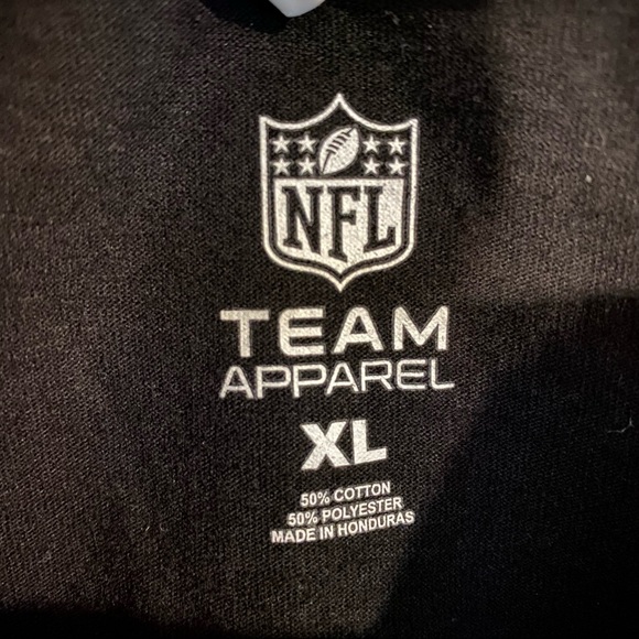 NFL Team Apparel Women’s XL New Orleans Saints’s “No. 67 Est. 1967” Shirt - Picture 4 of 5